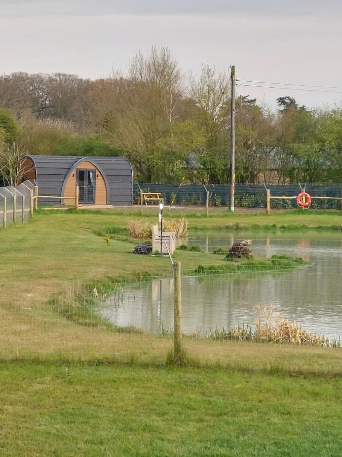 Oak Lodge Pods Lowestoft Exterior photo